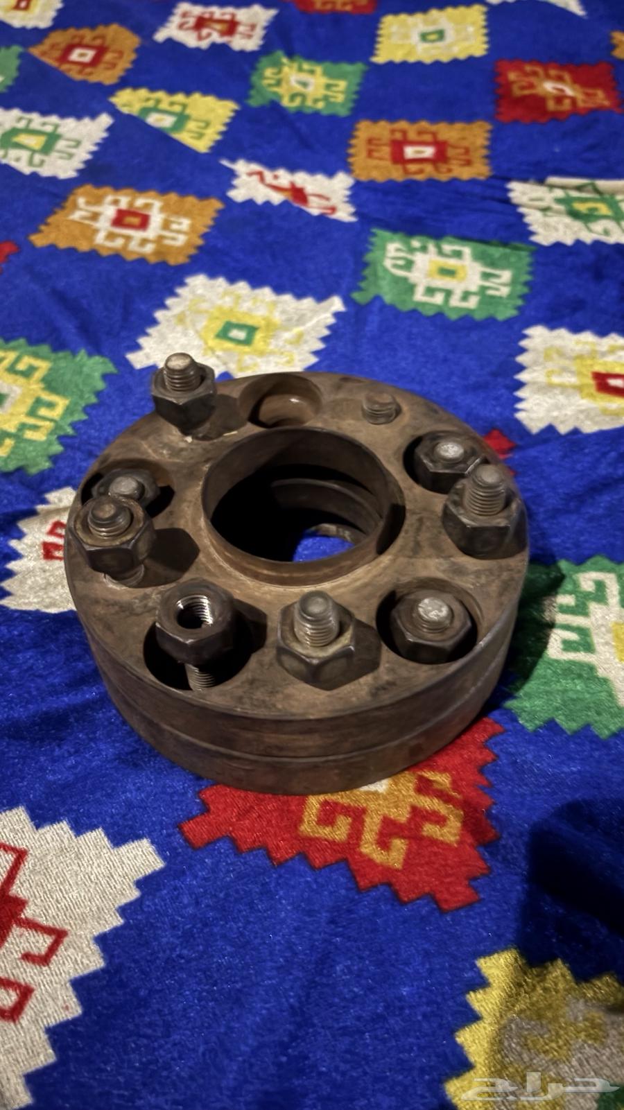 تباريز 5 مسامير تركب على سيارات كثير .64385523175554110