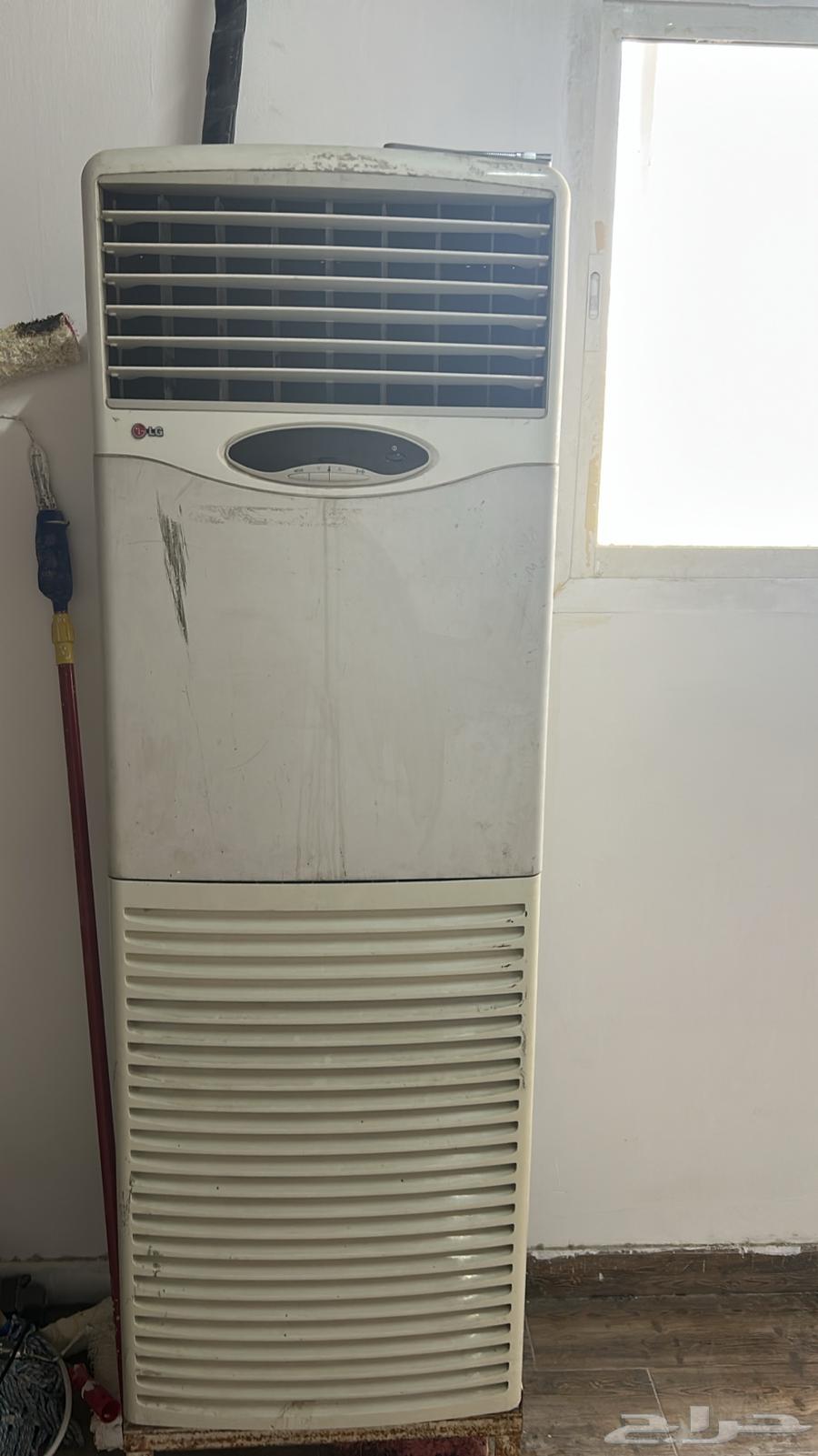 مكيف مستعمل للبيع64185890903811110