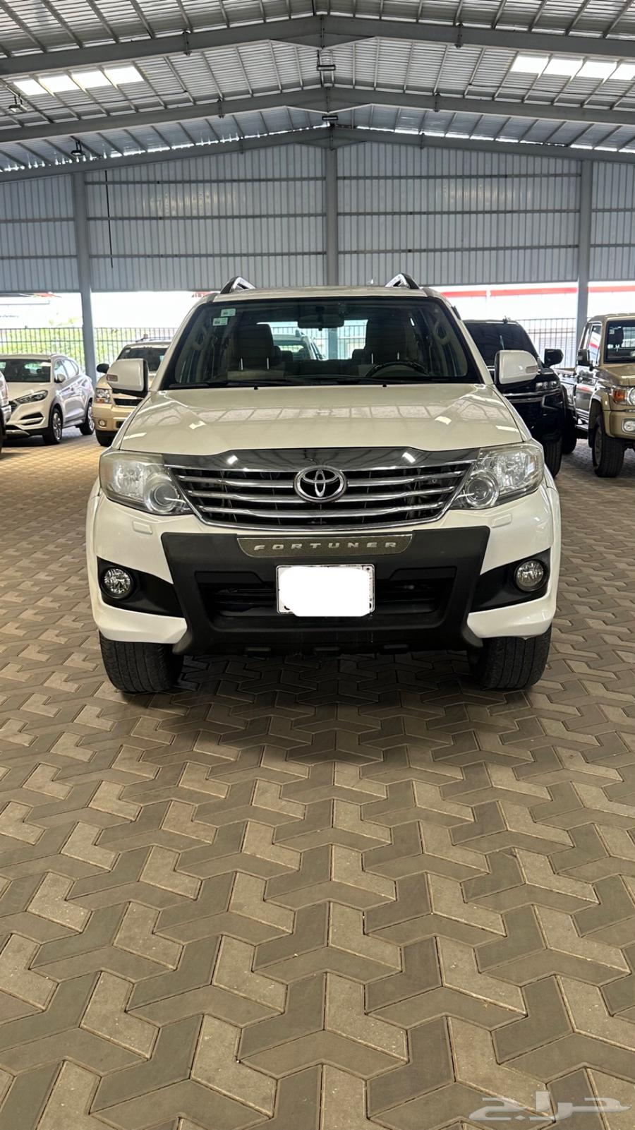 فورتشنر موديل 2012 سته سلندر قير تماتيك64396102451587114