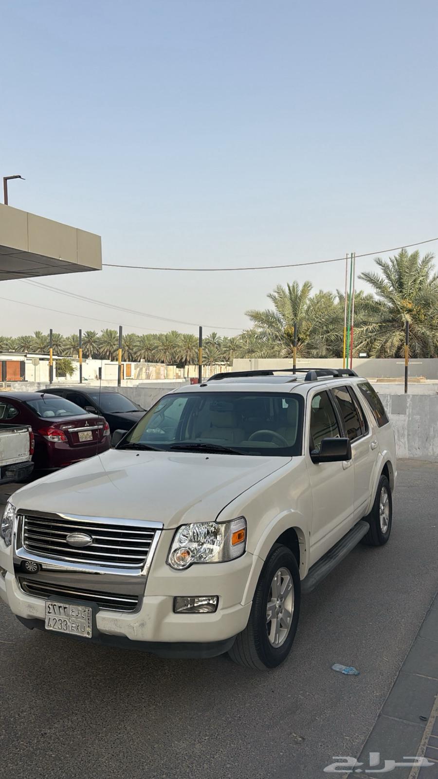 اكسبلور 2010 أمريكي ماشي تقريبا 188 بال ميل64391421350915110