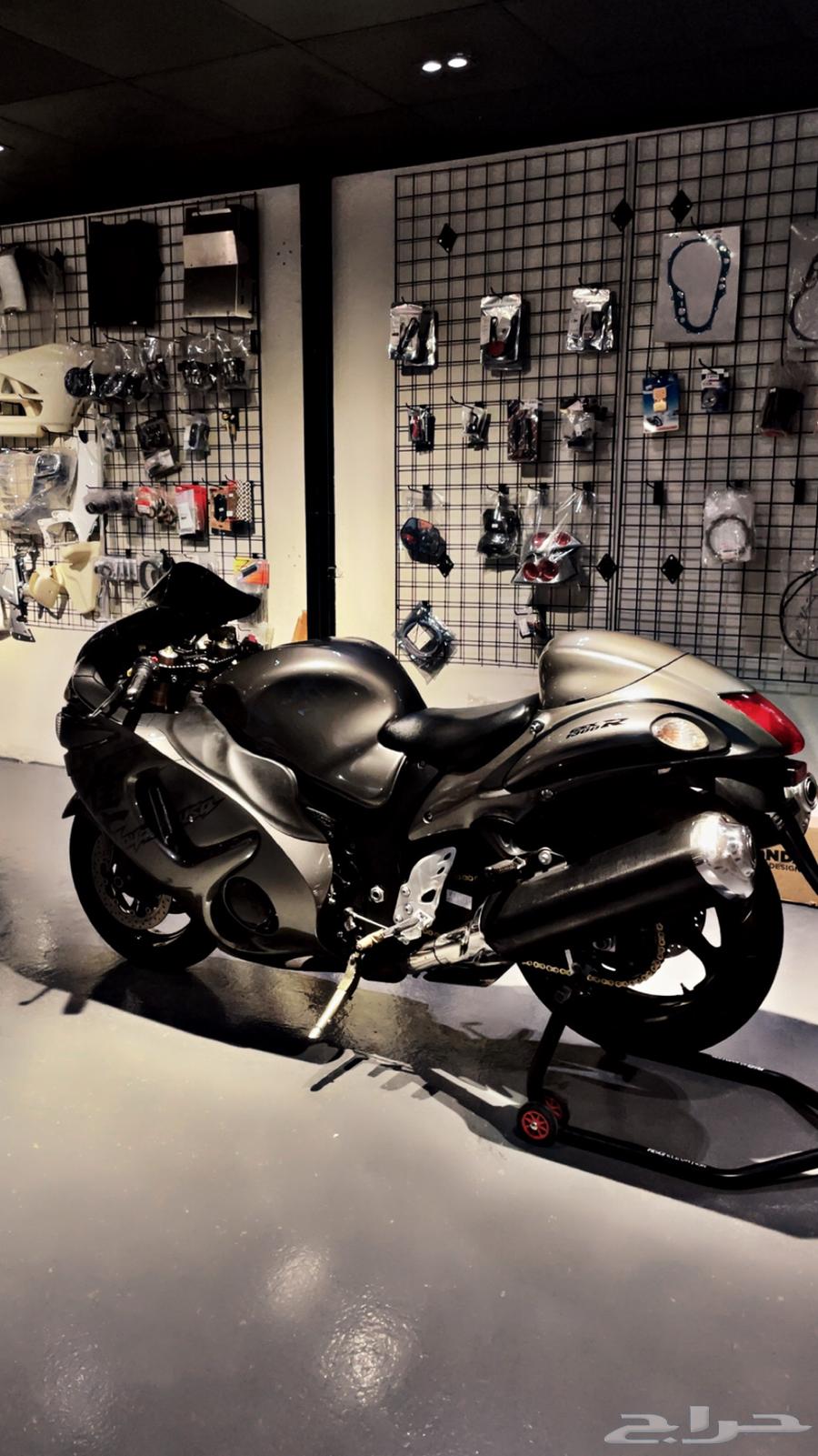 سوزوكي هايبوزا 1300 202064391990069377114