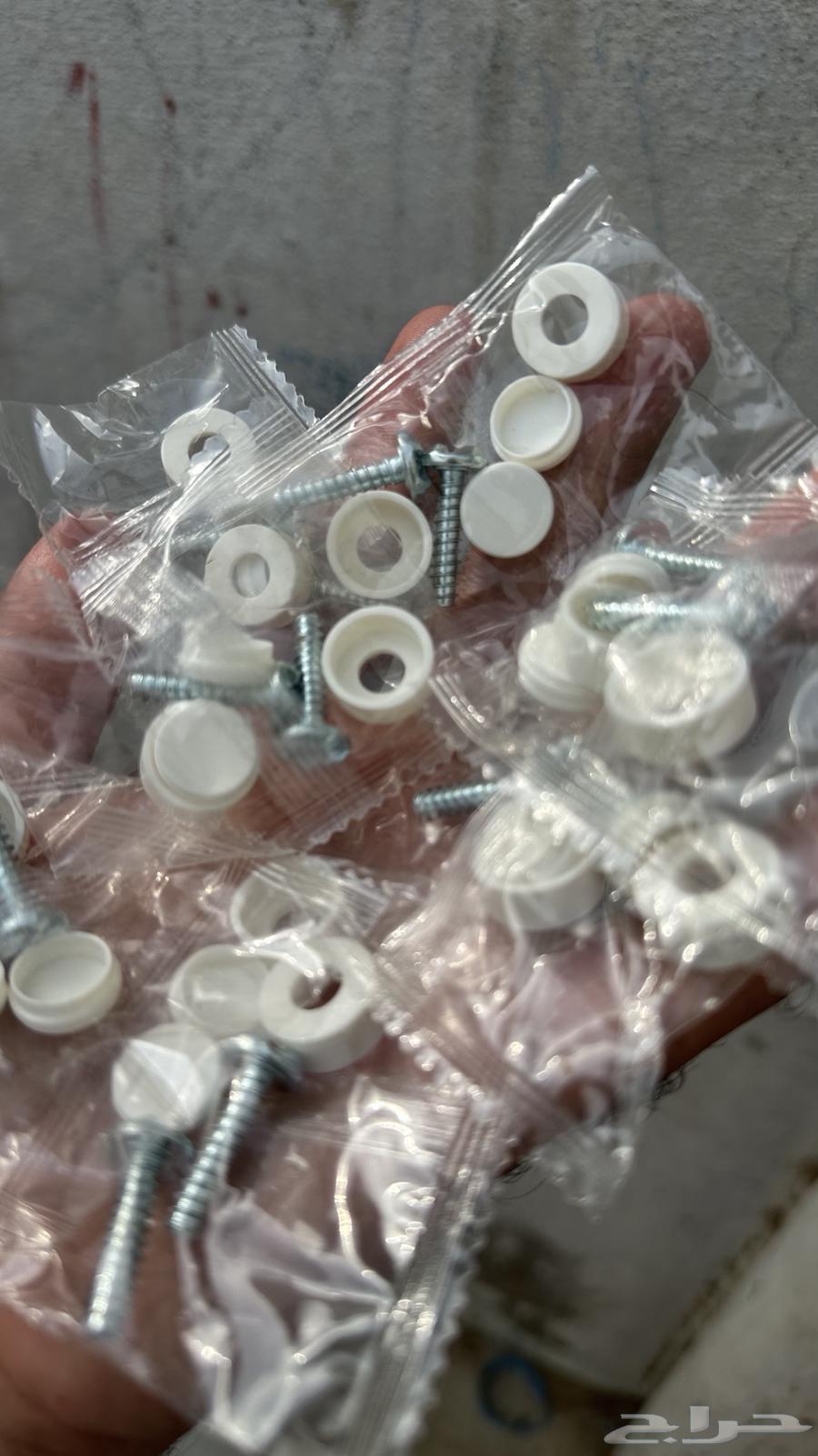 مسامير مرور ل  لوحة سيارات مسامير اصلي جديده لكل سيارات64387132145539110