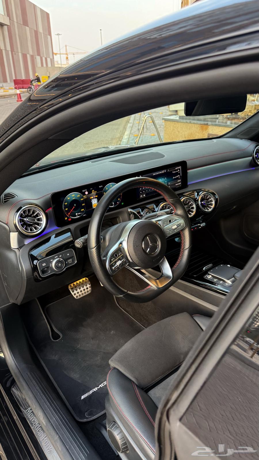 تم البيع64390291674626113