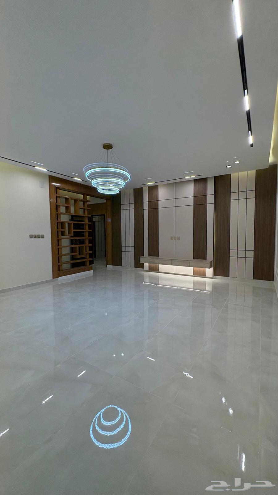 شقق دور ثاني للبيع بحي اليرموك مساحه 210 متر63613336369793113