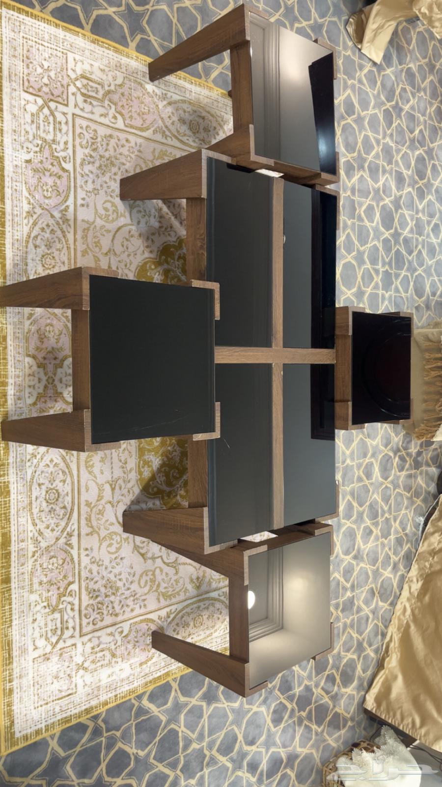 طاولات خشبي بني64183346526593110