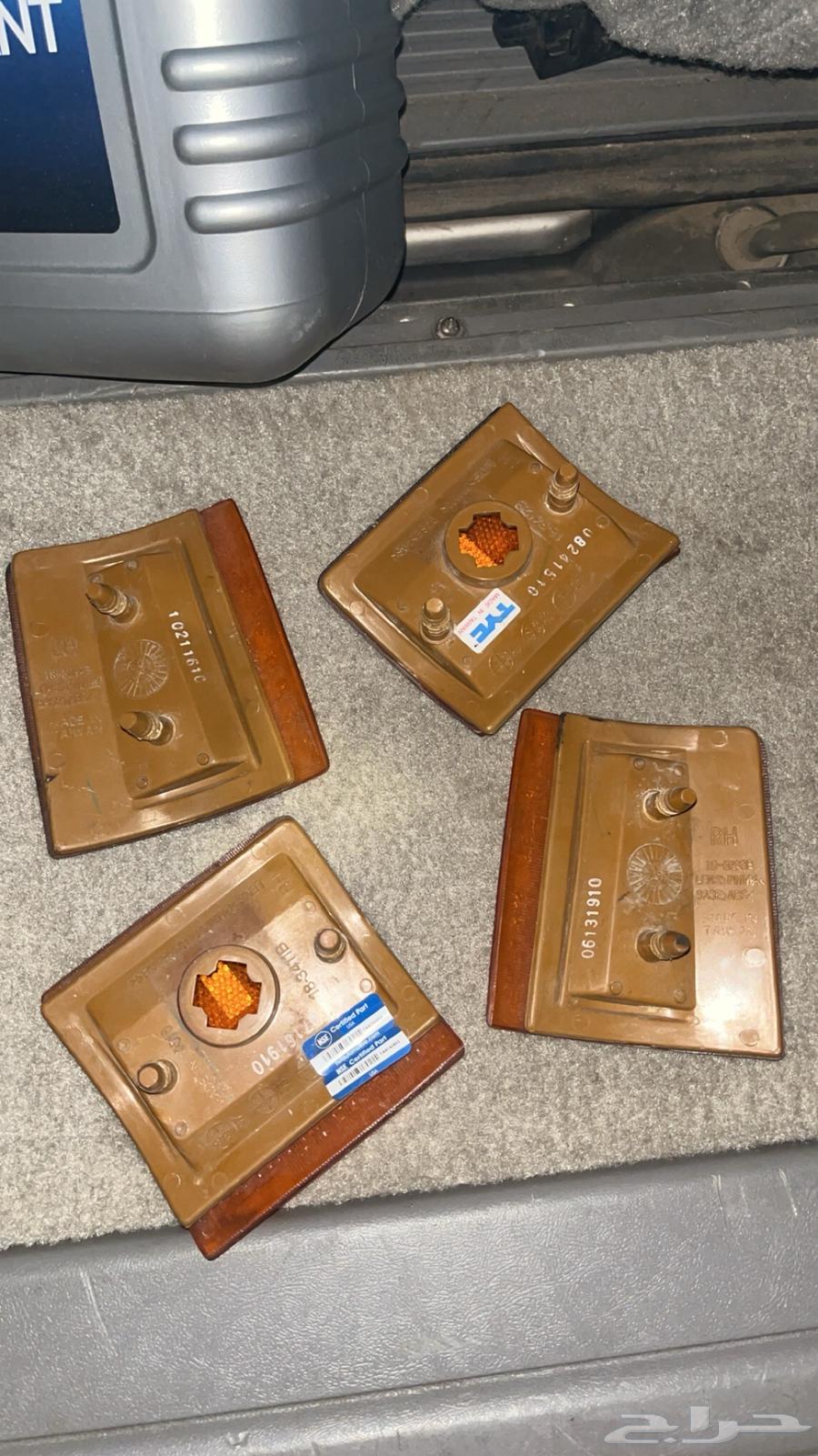 انوار جانبيه لي جمس من فوق 1995 إلى 1999 تركب64386978789634111