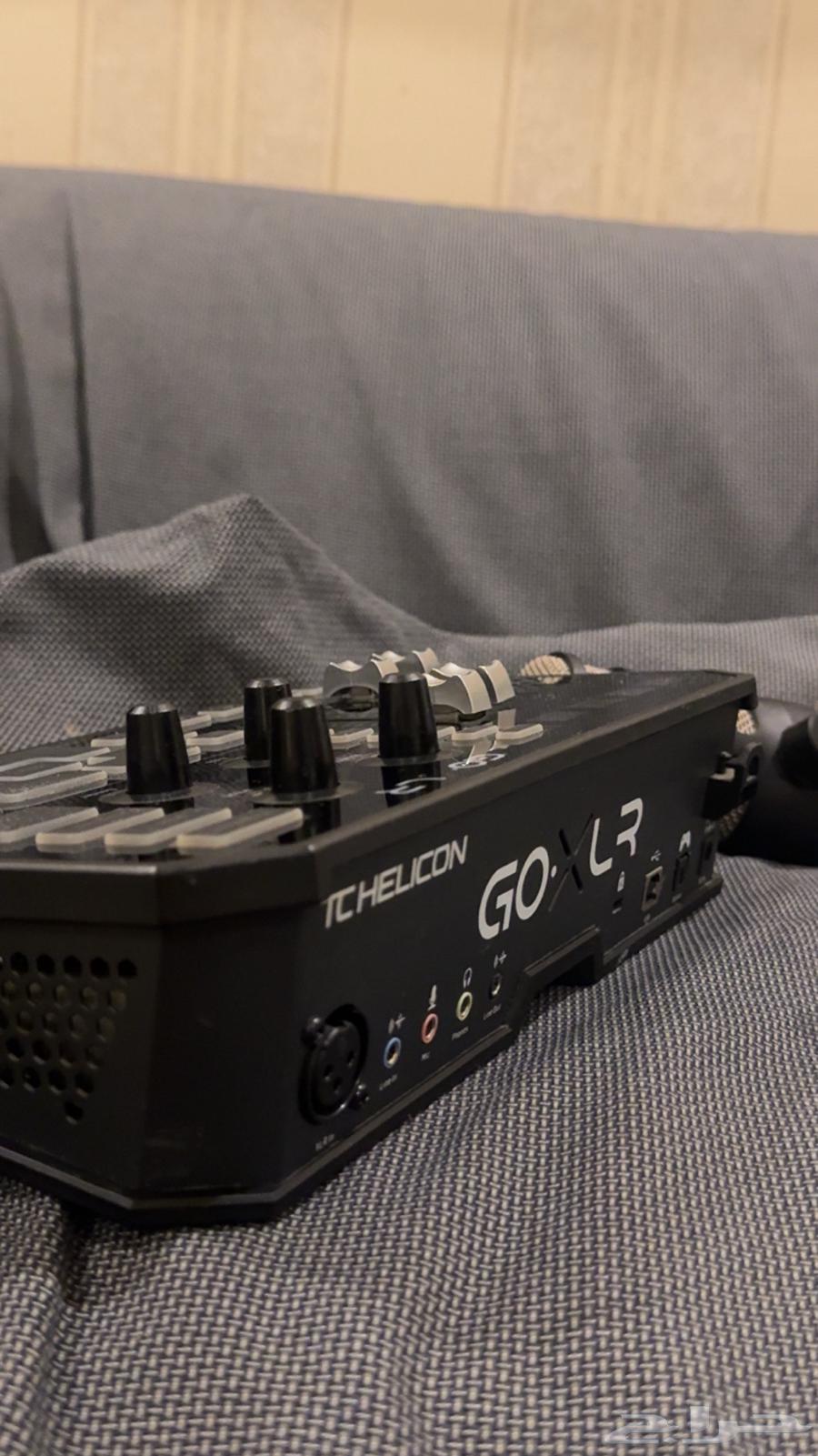 GoXLR mixer with Rode microphone and stand with all their accessories64193224720515114