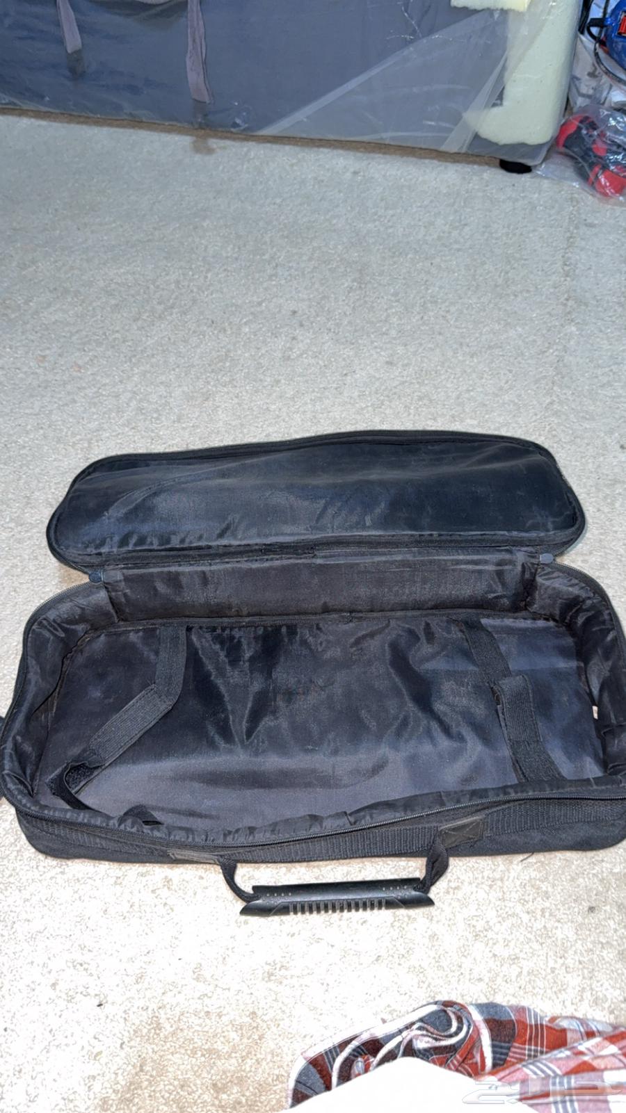 شنطة تيوتا اصلي للبيع بدون أغراضها64386655187715112