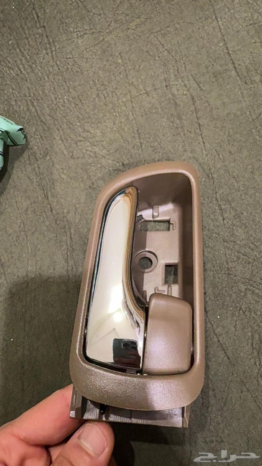 يد باب داخلي نيكل كامري قراندي 2003-2006 جديدة64385662603907111