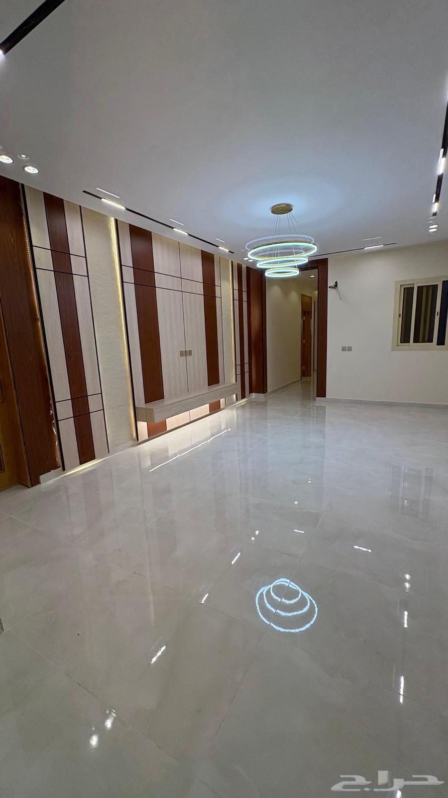 شقق دور ثاني للبيع بحي اليرموك مساحه 210 متر63613336369793114