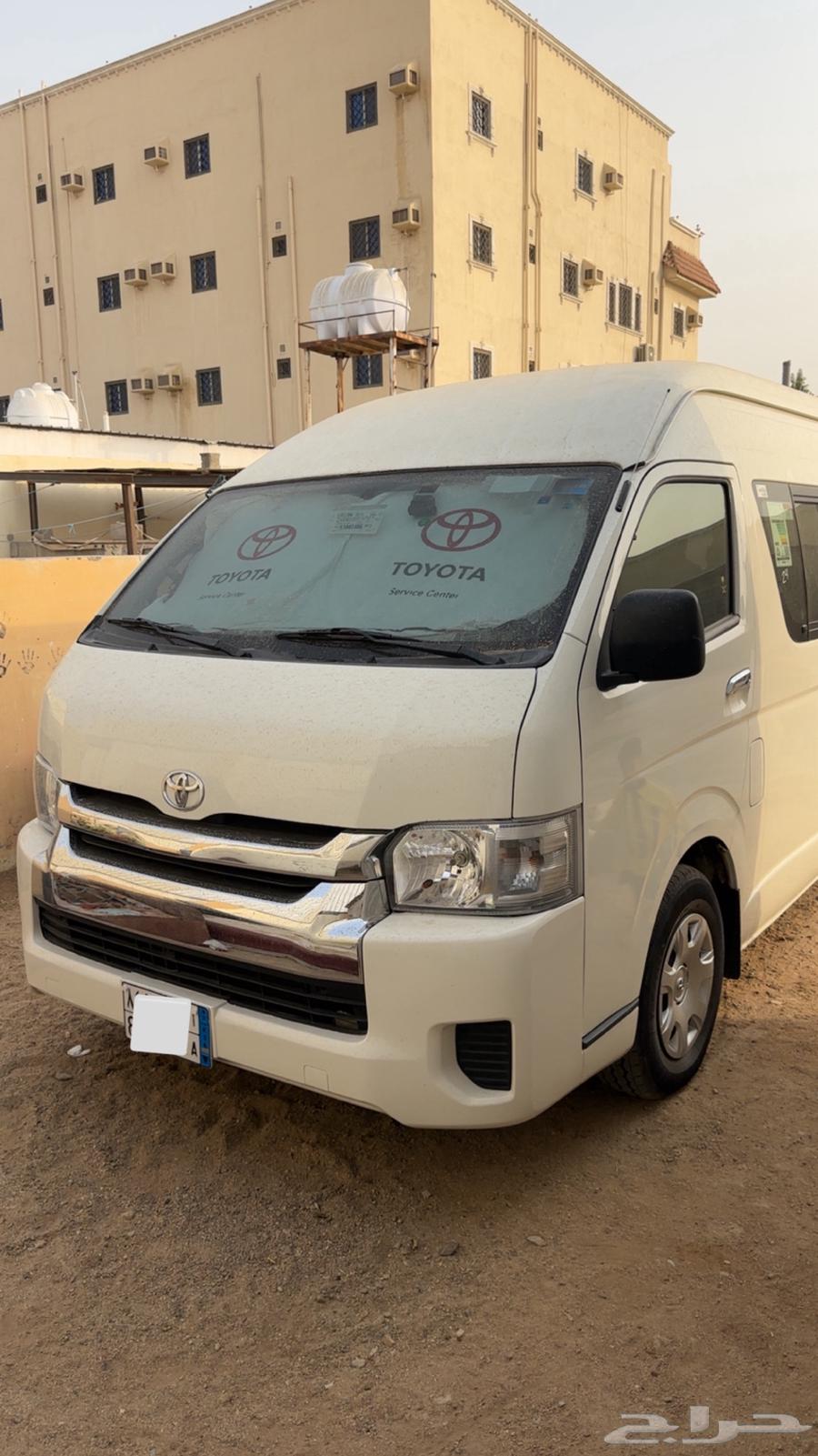 باص للايجار64386304647426110