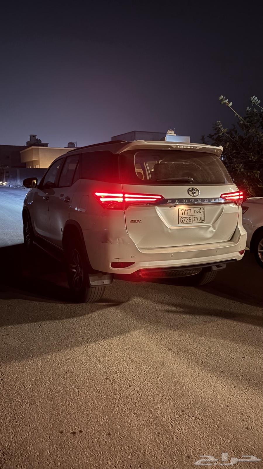 فورشنر 4 سلندر للبيع دبل64396644604545111