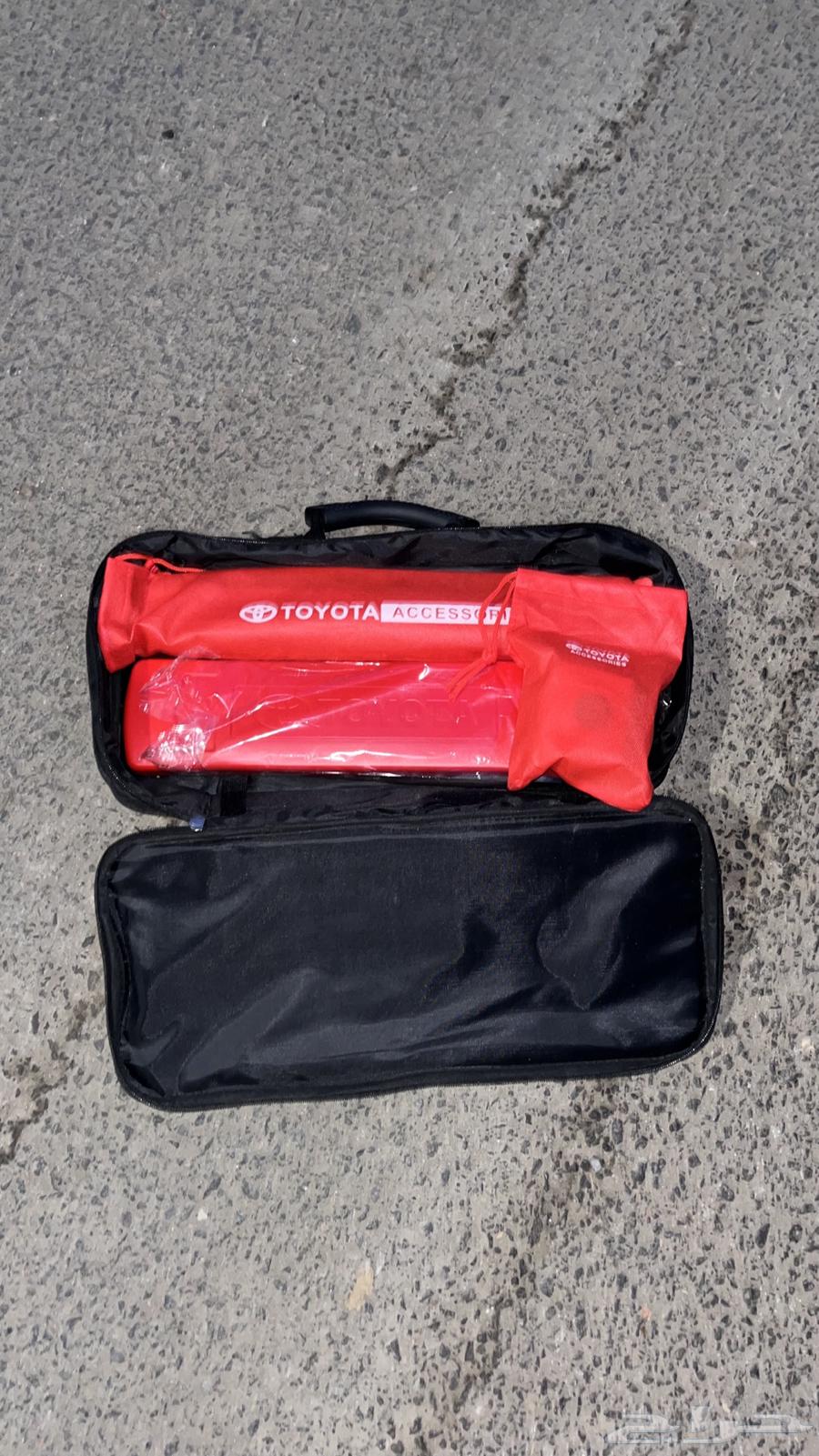 شنطة اسعافات تويوتا اصلي وكاله64386598855683112