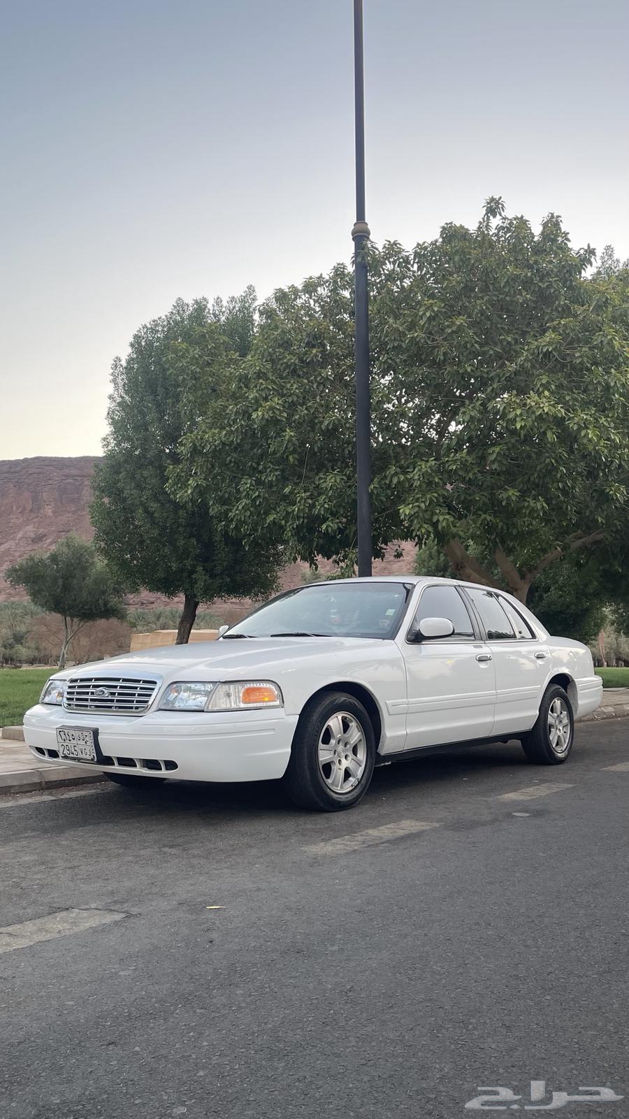 فورد كراون فكتوريا فئة LX (امريكي)64386683018241111