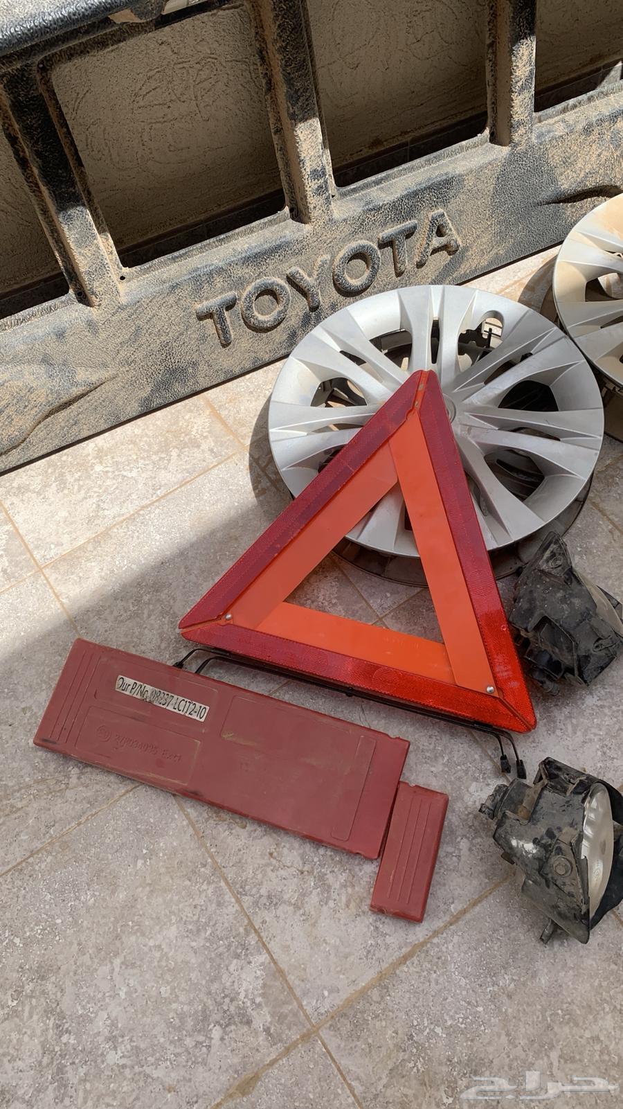 Highlux Full Option Accessories Including Tent and Trays64390263829250113