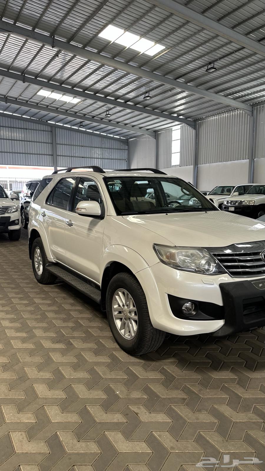 فورتشنر موديل 2012 سته سلندر قير تماتيك64396102451587110