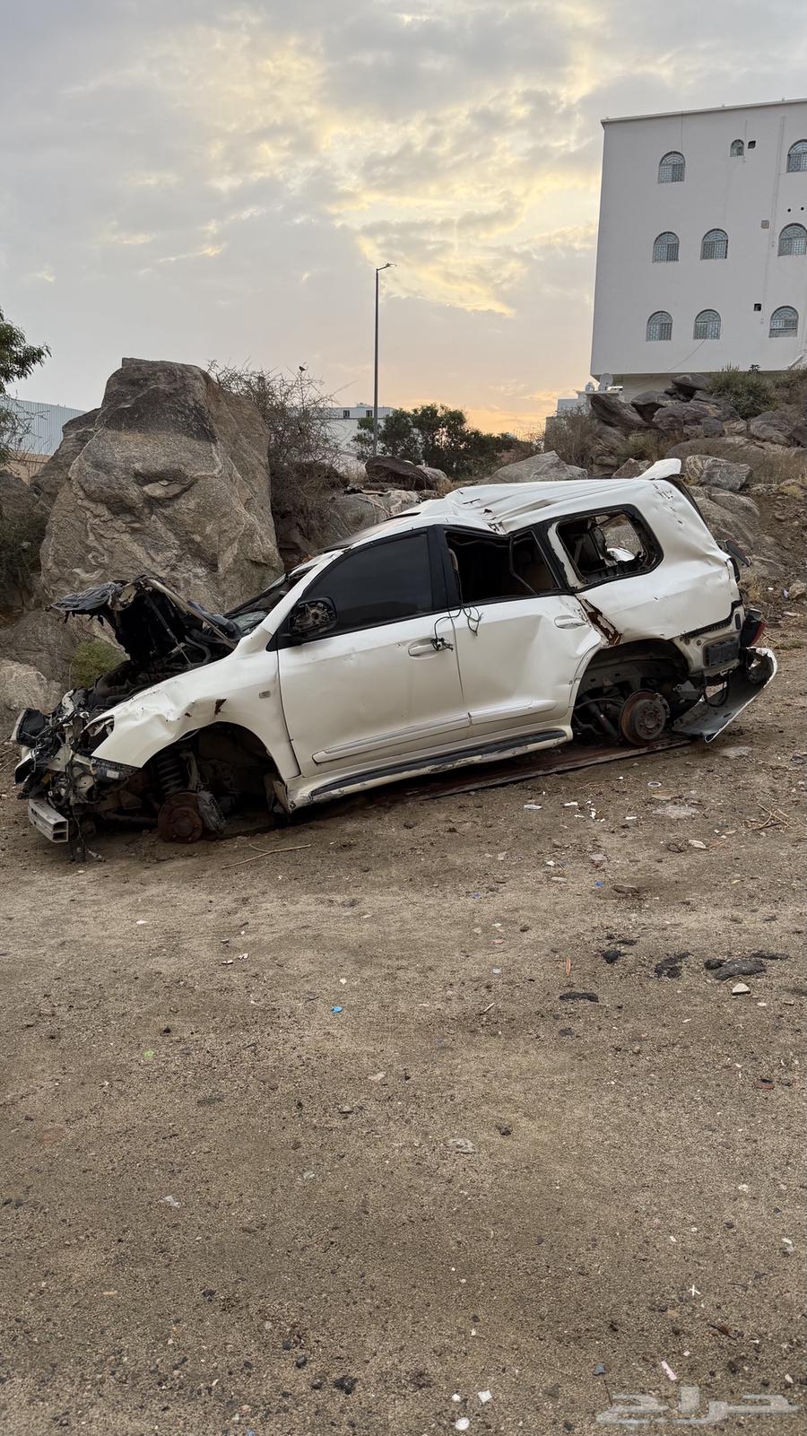 صالون فكسار 2011 للبيع مصدوم64386598961537110