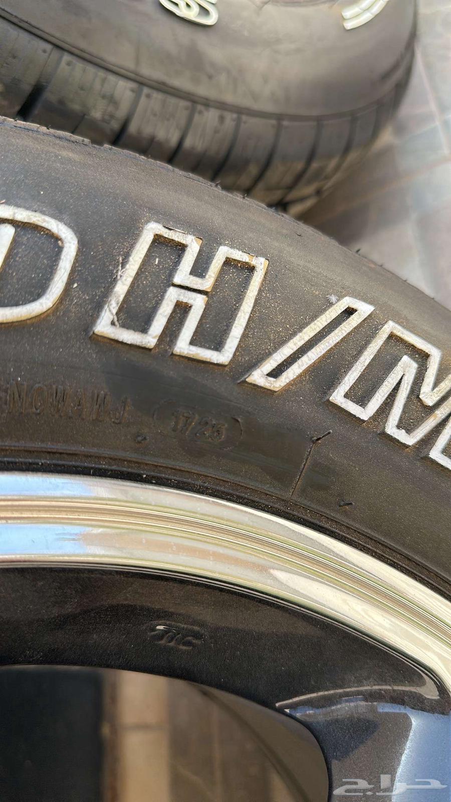 Hankook-like tires (imported from Abu Saher) with butterfly rims64390995312258112