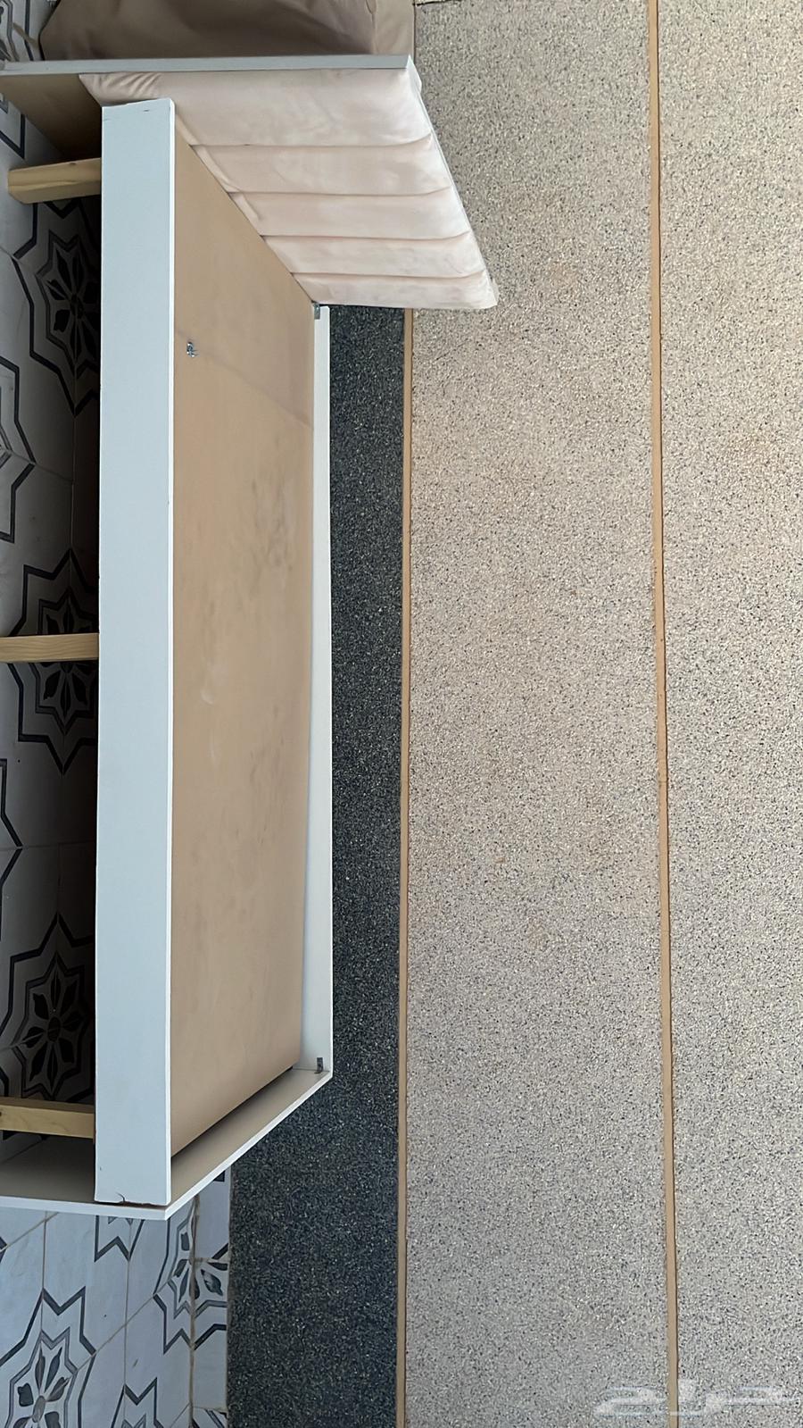 سرير نفر للبيع64194703449217110