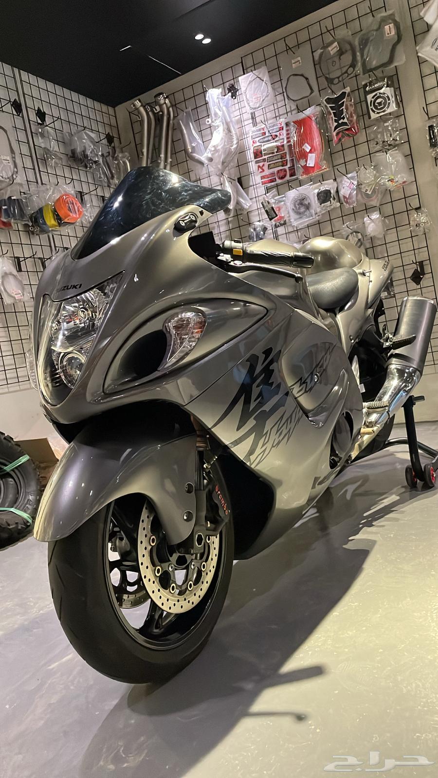 سوزوكي هايبوزا 1300 202064391990069377110