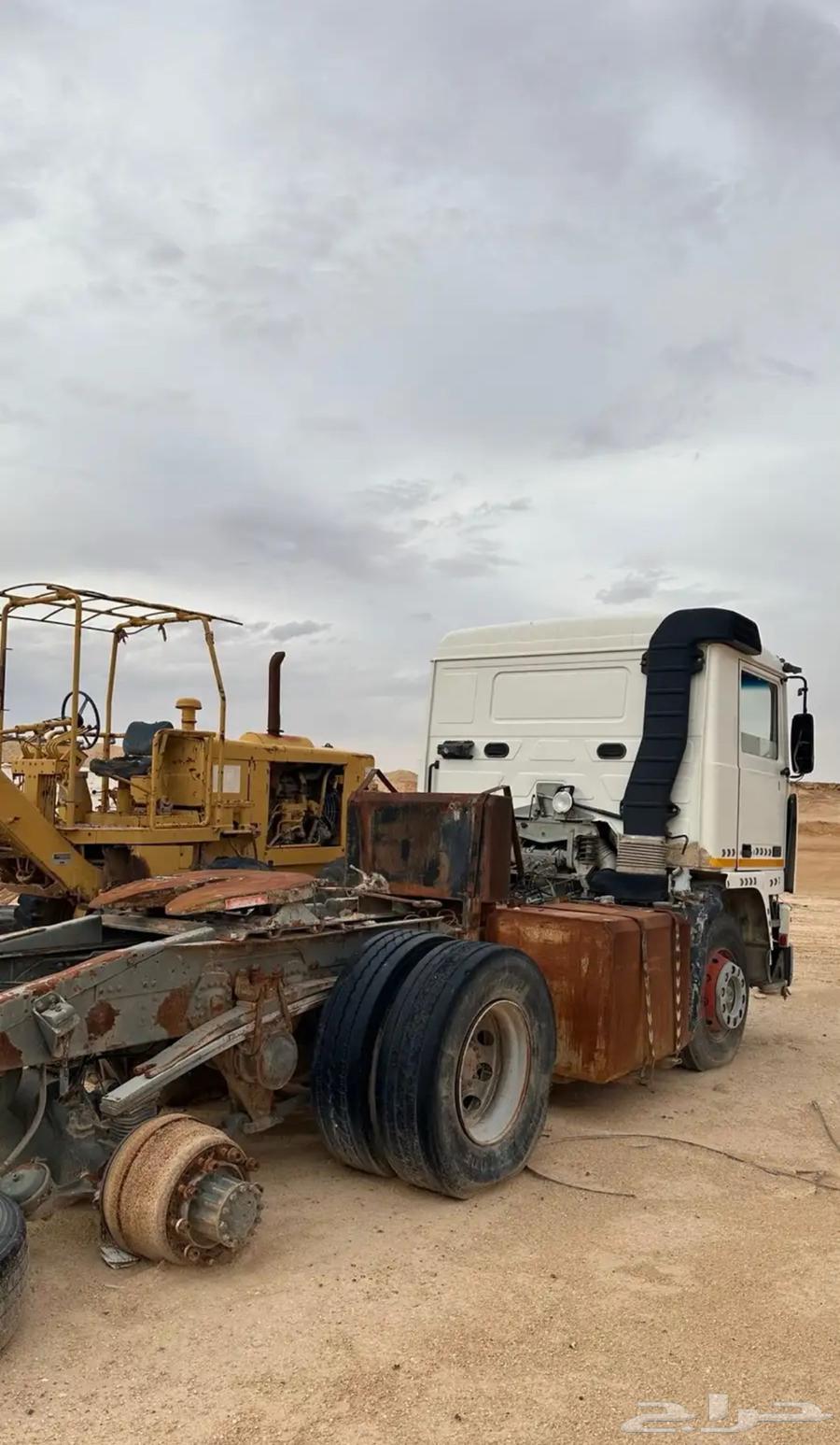 للبيع فولفو سقس موديل 90 تشليح ( مسقط)64389916327041112