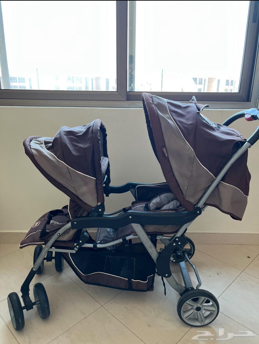 عربة اطفال مقعدين للبيع64182406294274110