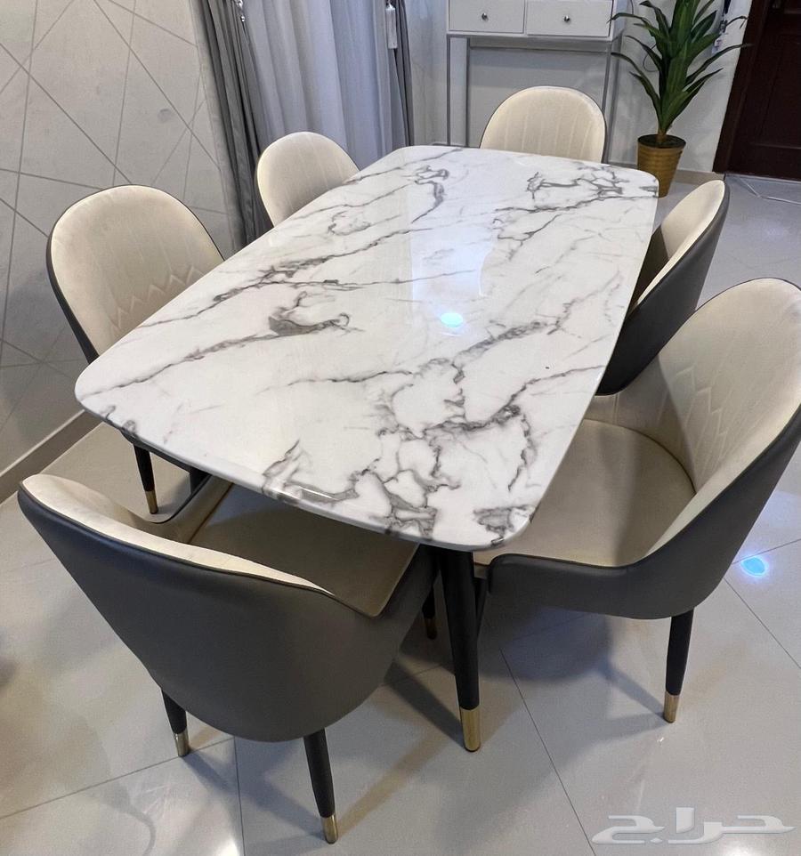 Dining table64203027208065111