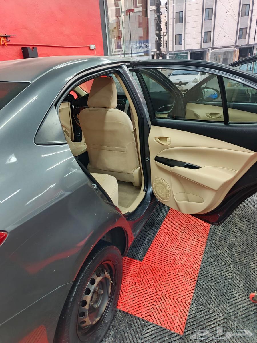 تويوتا يارس64385775494018111