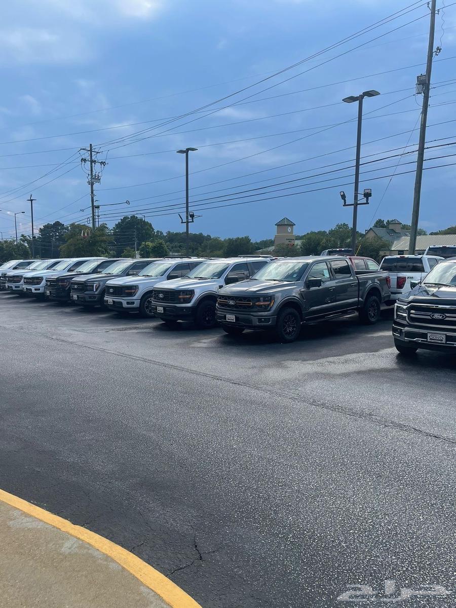 For those interested in Ford cars from America, contact only if serious64385620936963114