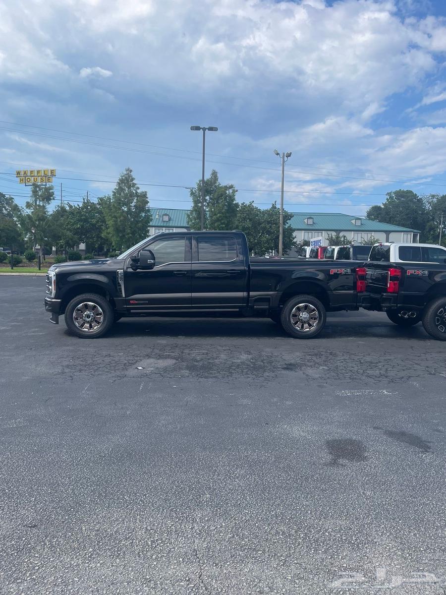 For those interested in Ford cars from America, contact only if serious64385620936963110