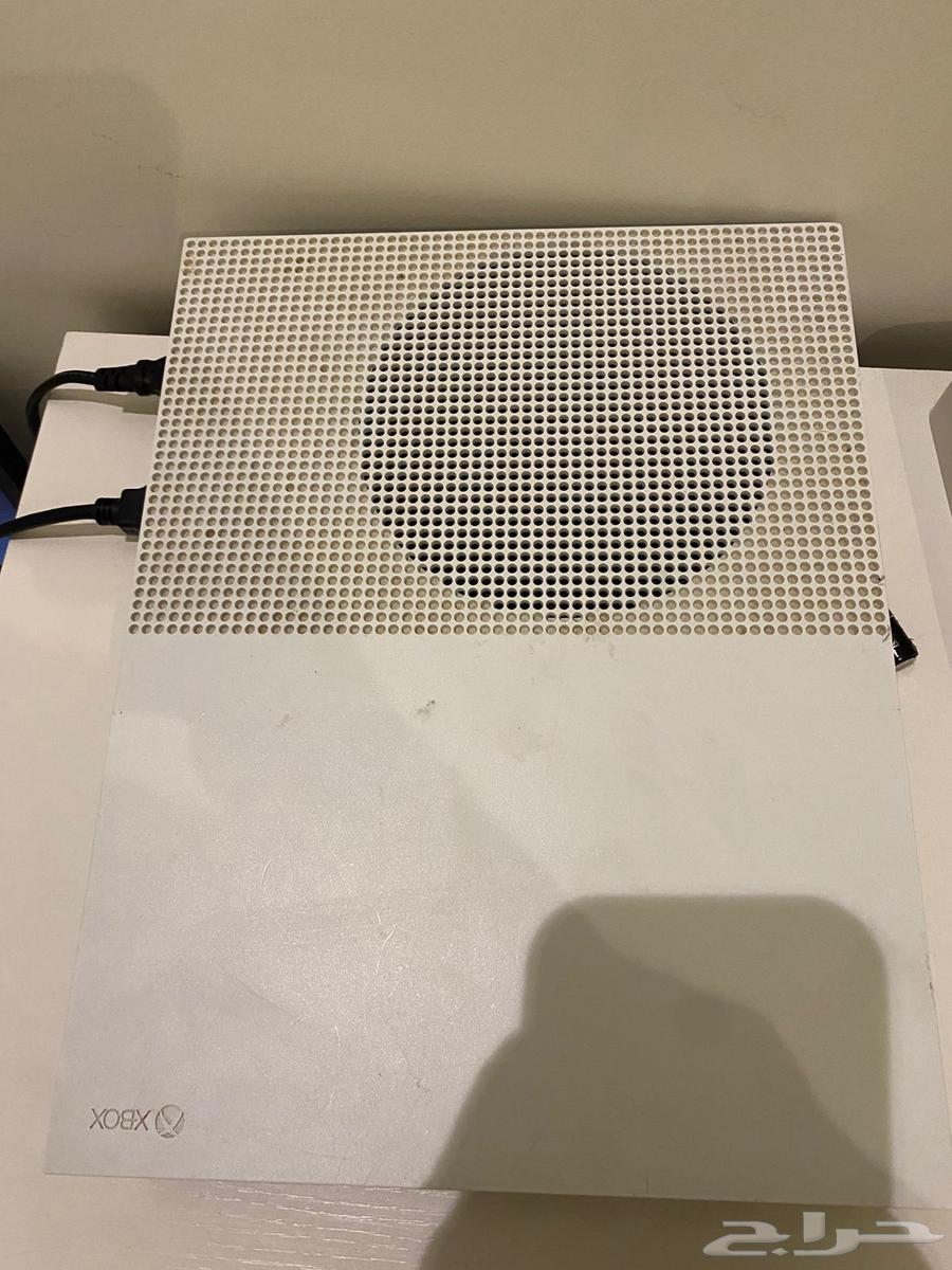 Xbox S1 One Terabyte Size64186812704513110