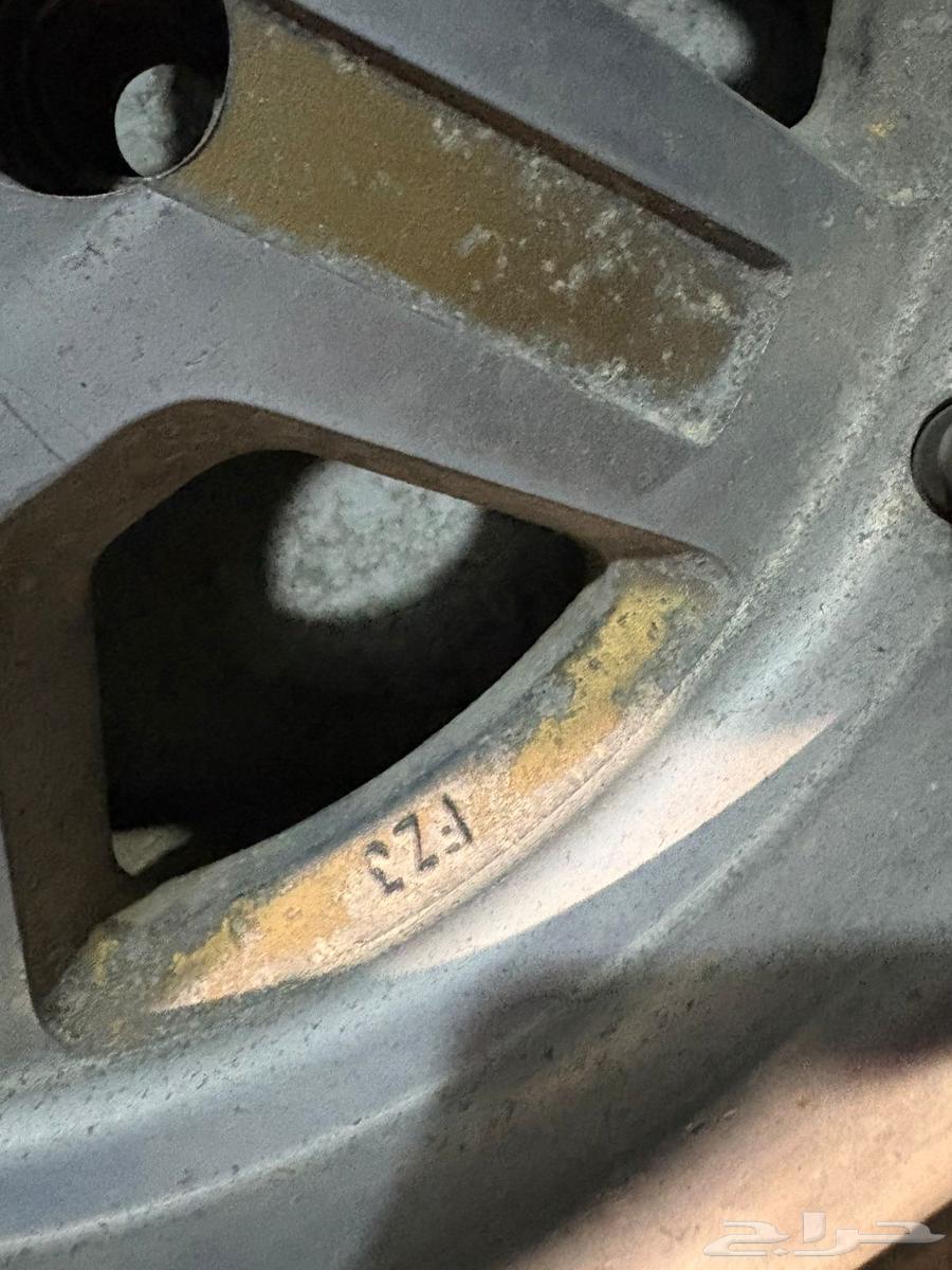 جنوط zx بخاخ اصليات نظيفة مطلوب 1500(مافيها ضربات)64386096171905113