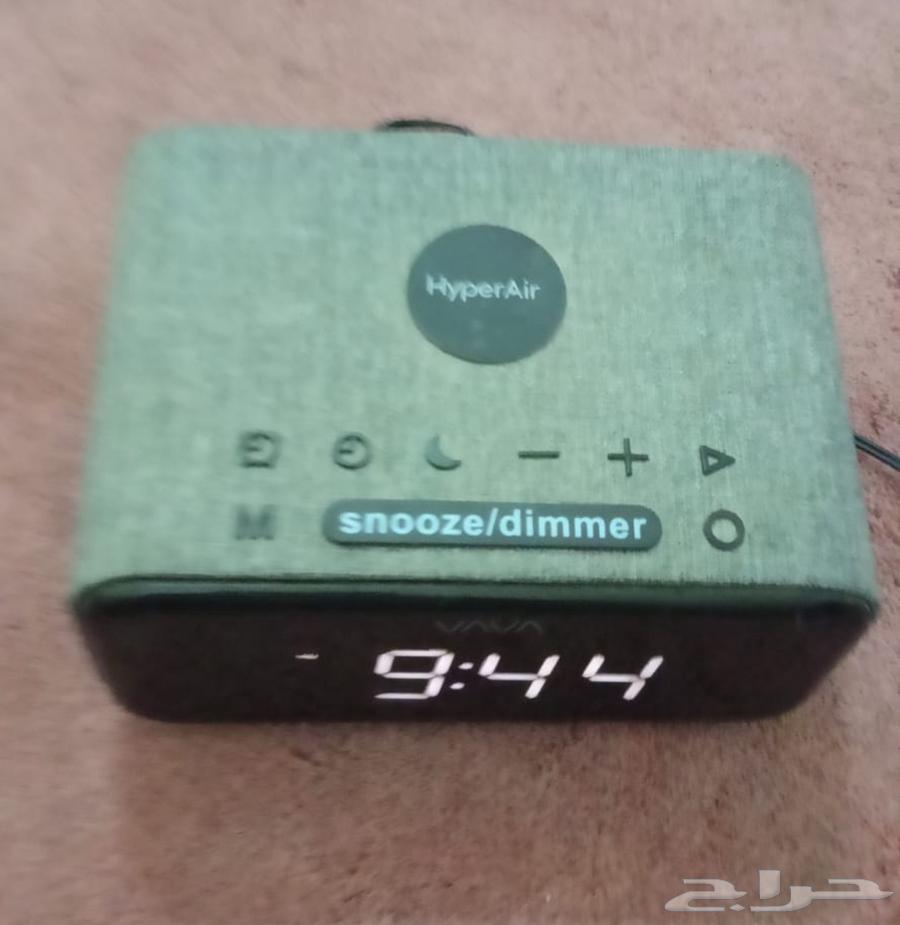 ساعة للبيع64183735479681112