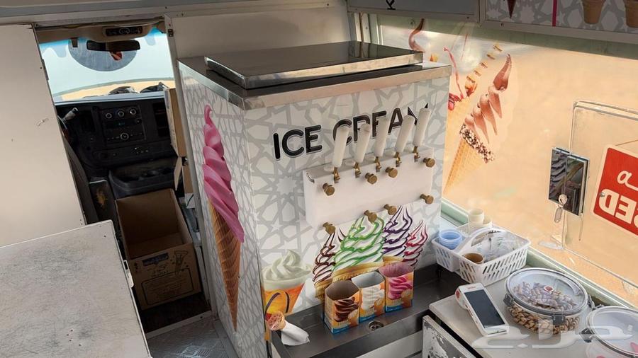 سيارة ايسكريم فان سافنا موديل 201164386388597507113