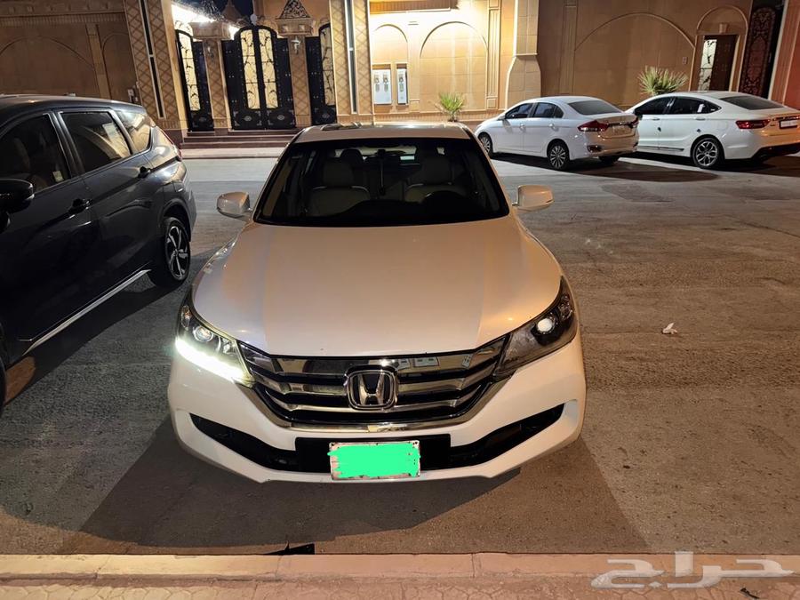 هوندا اكورد 201664395158261889114