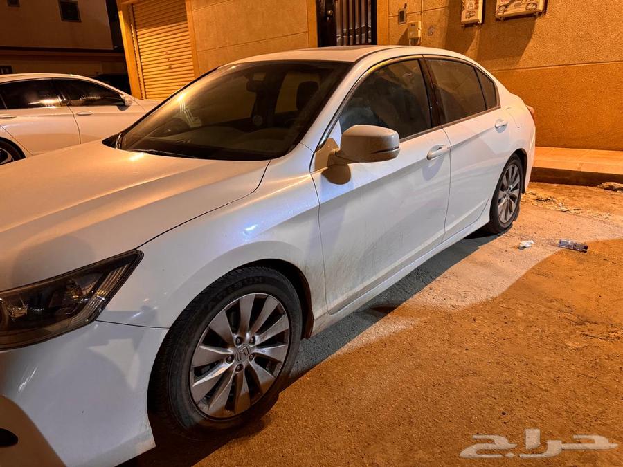 هوندا اكورد 201664395158261889110