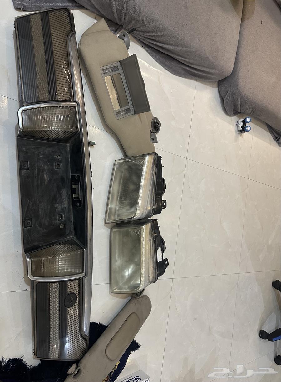 عاكس فورد قراند ماركيز قطع غيار64390443870977110