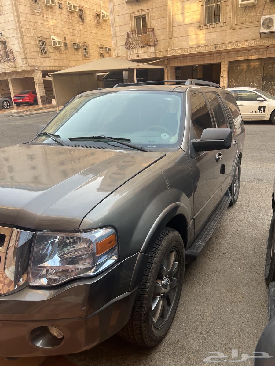 فورد اكسبديشن 201264394909845378112