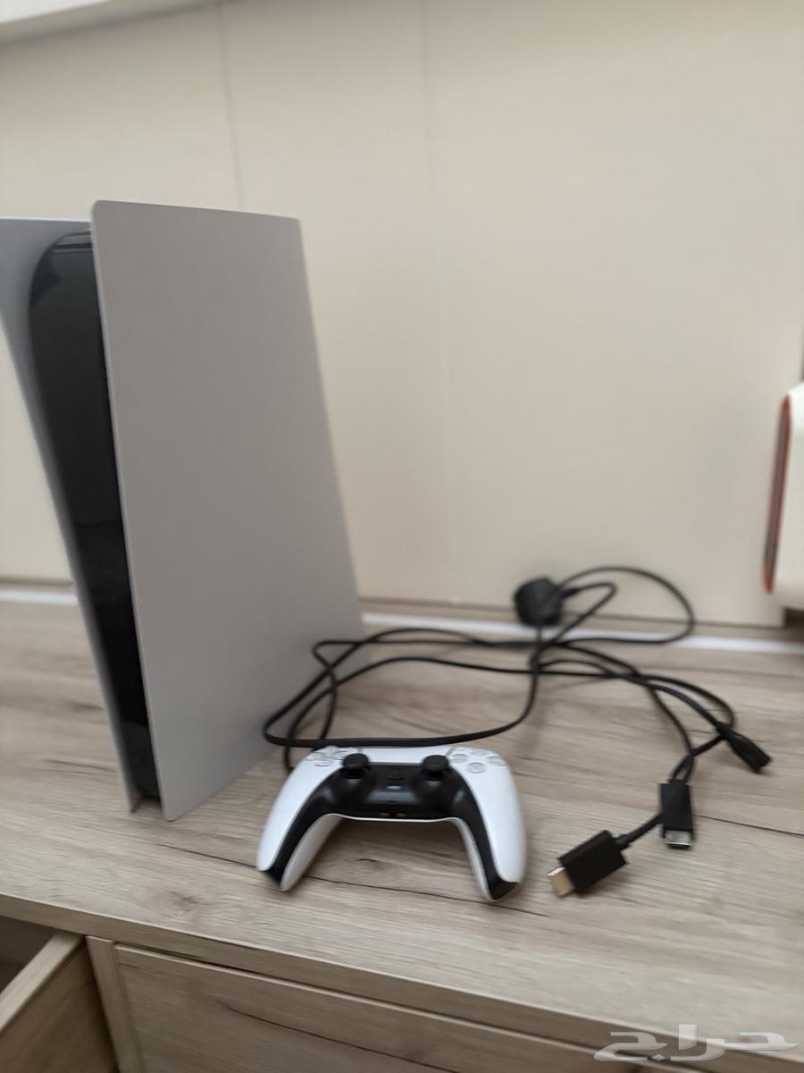Sony, there are problems coming with the controller and adding 150 riyals for the second one64198347088771110