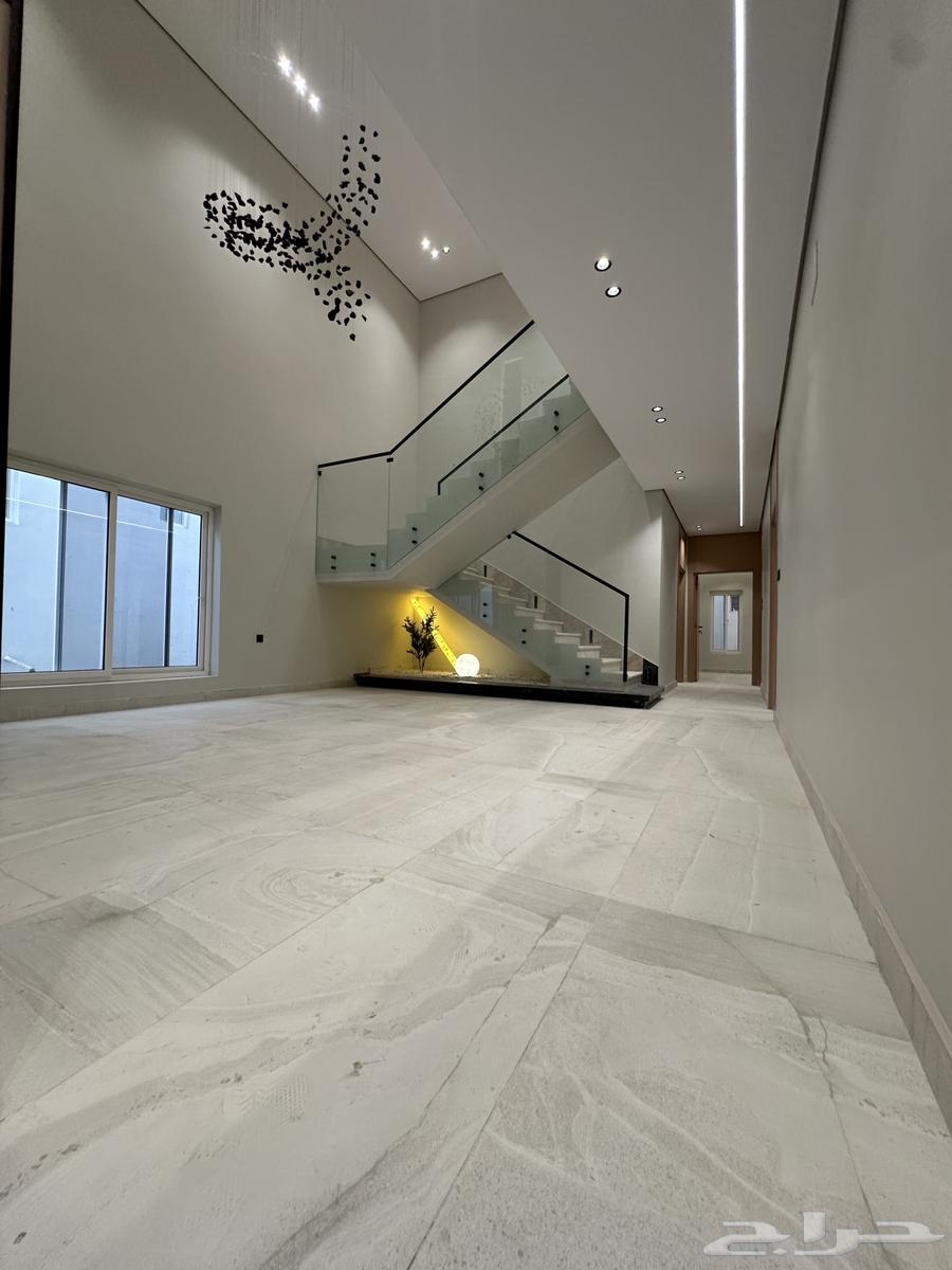 Villa for sale with private entrance, luxury elevator and private access63613330288257113