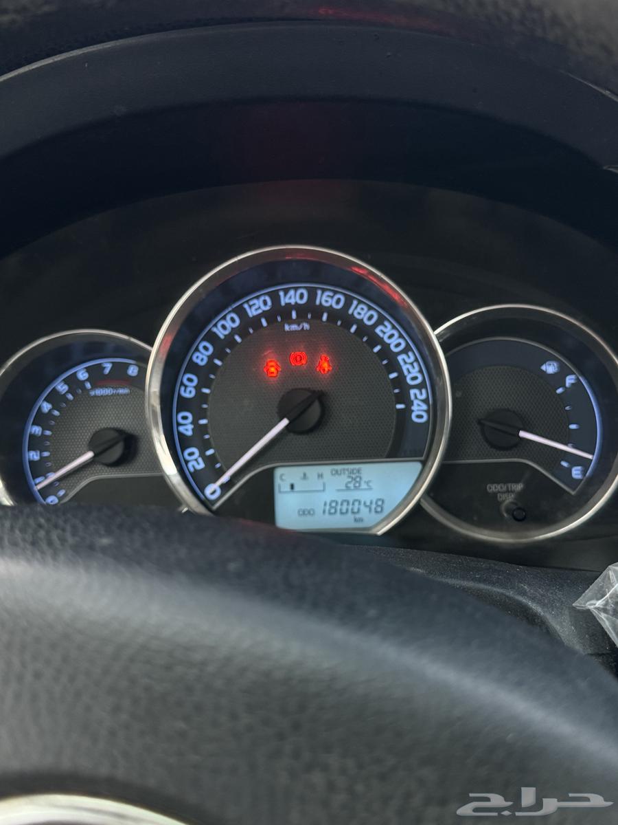 تويوتا كورولا2015 القير عادي ممشى 180 ألف64386529176322114