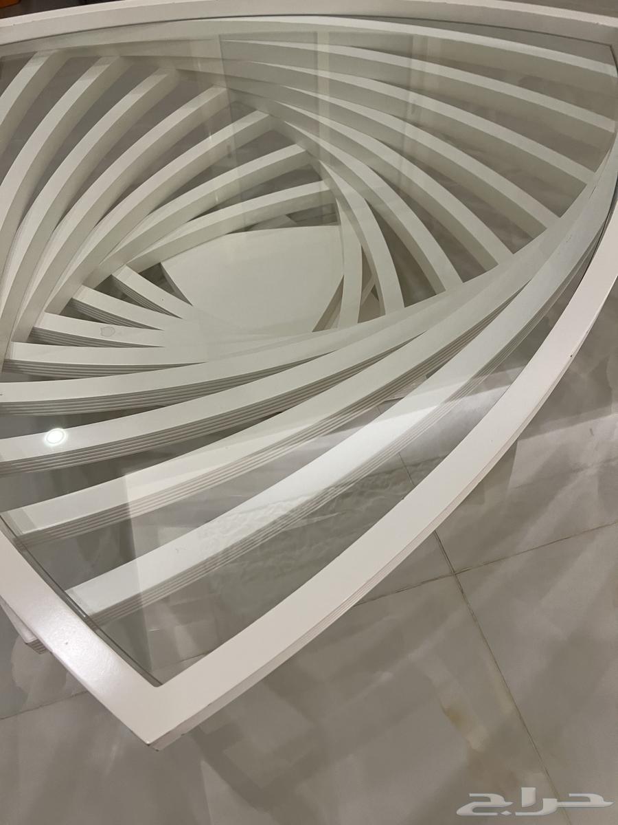 طاوله للبيع64196446216195113