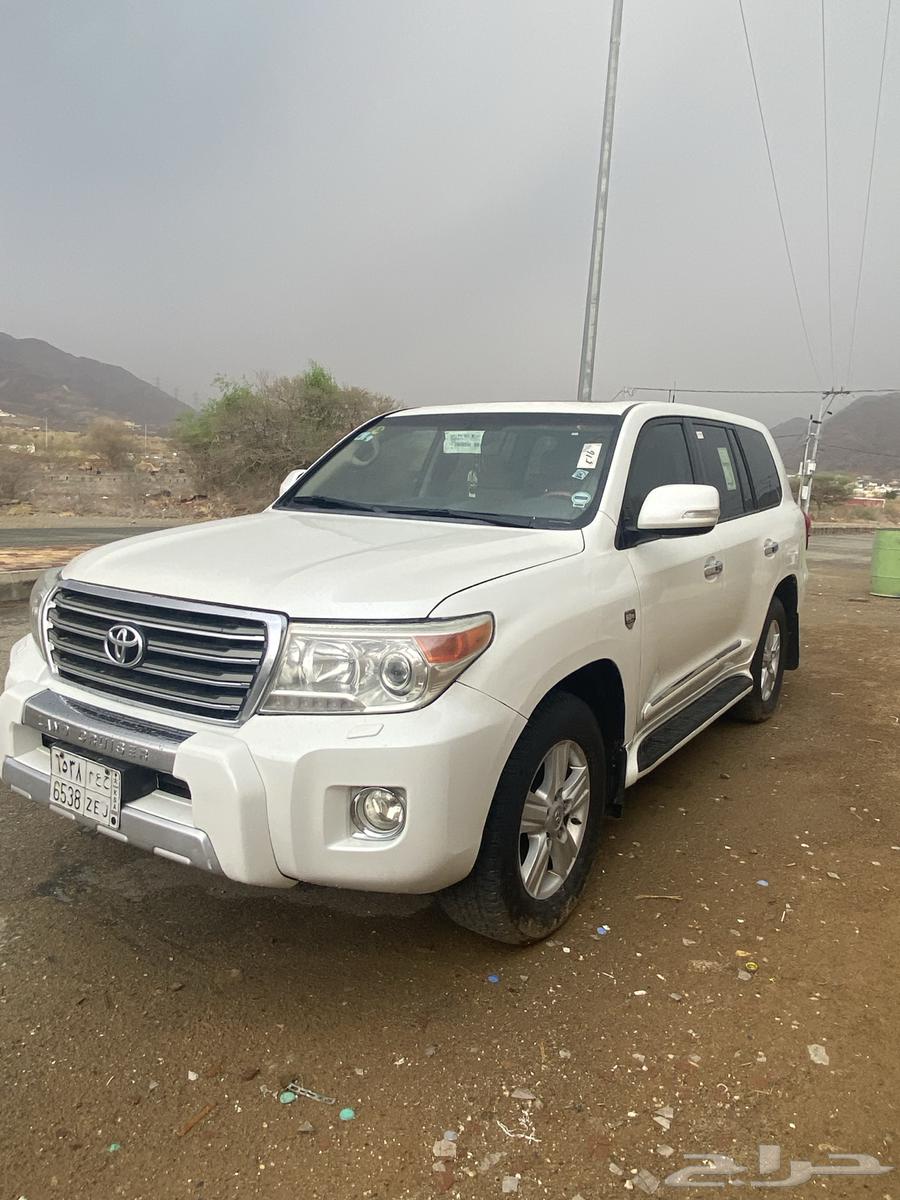 2015 Jeep for sale, full option, dual climate control, engines overhauled and inspected64386641406210112