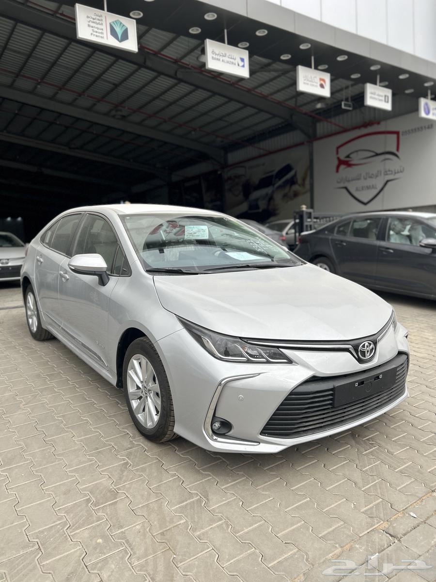 تويوتا   كورولا جنوط مطور 2.0 فضي 80500 شامل الضريبة63618057342595111
