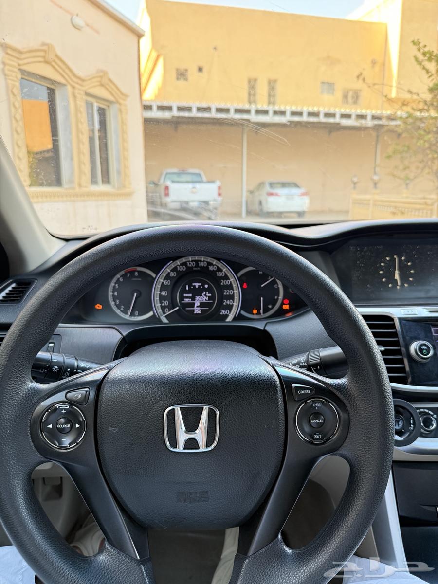 هوندا اكورد 201664396727554307112