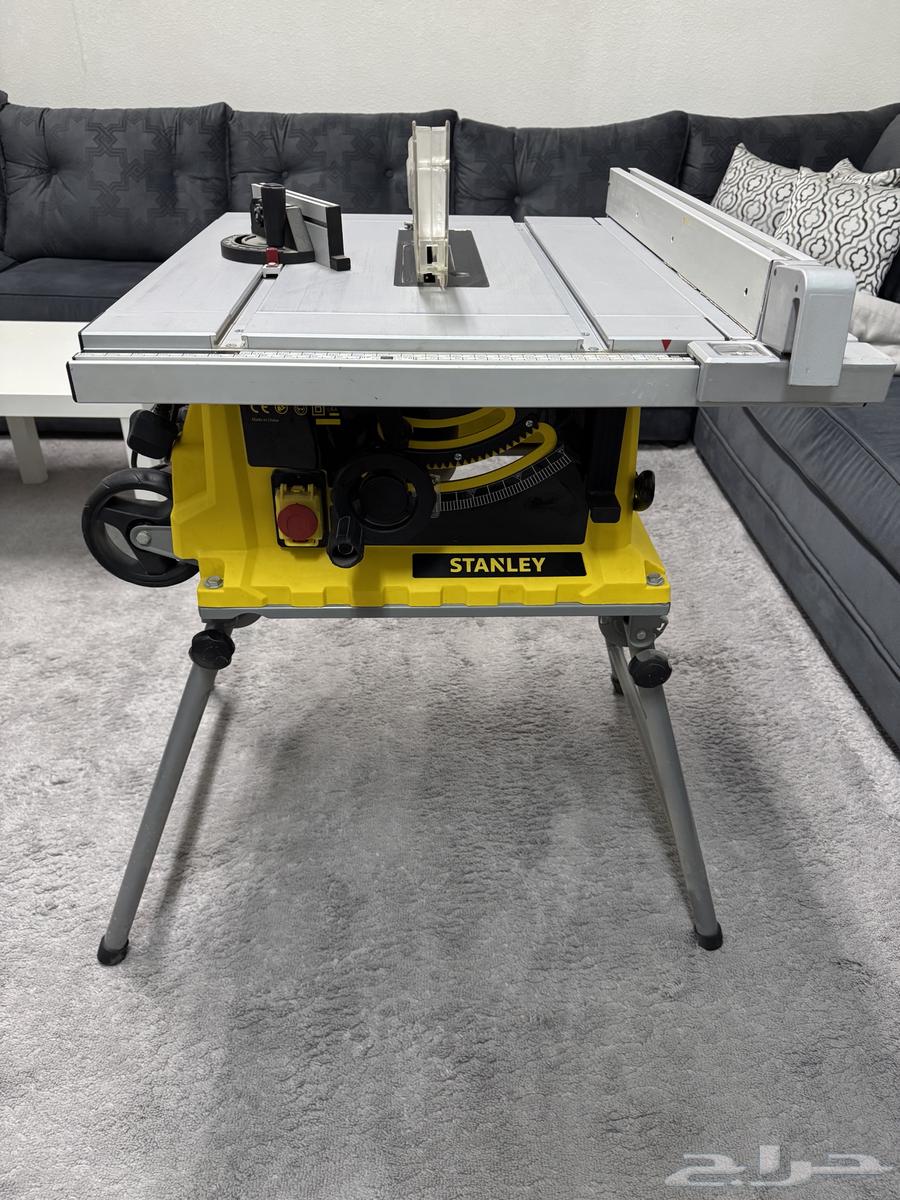 منشار طاولة ستانلي STANLEY64395310439425111