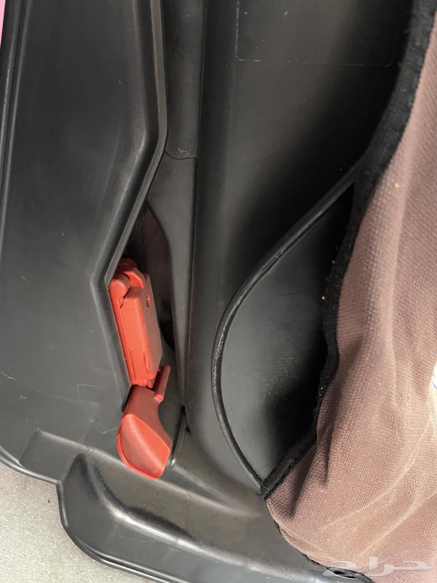 مشاية أطفال و كرسي أطفال للسيارة64182433647747114