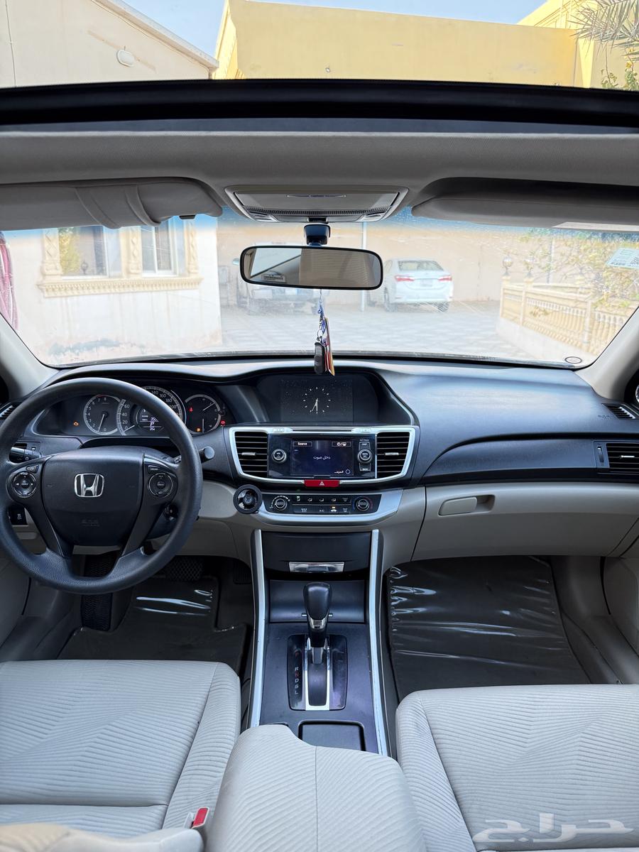 هوندا اكورد 201664396727554307111