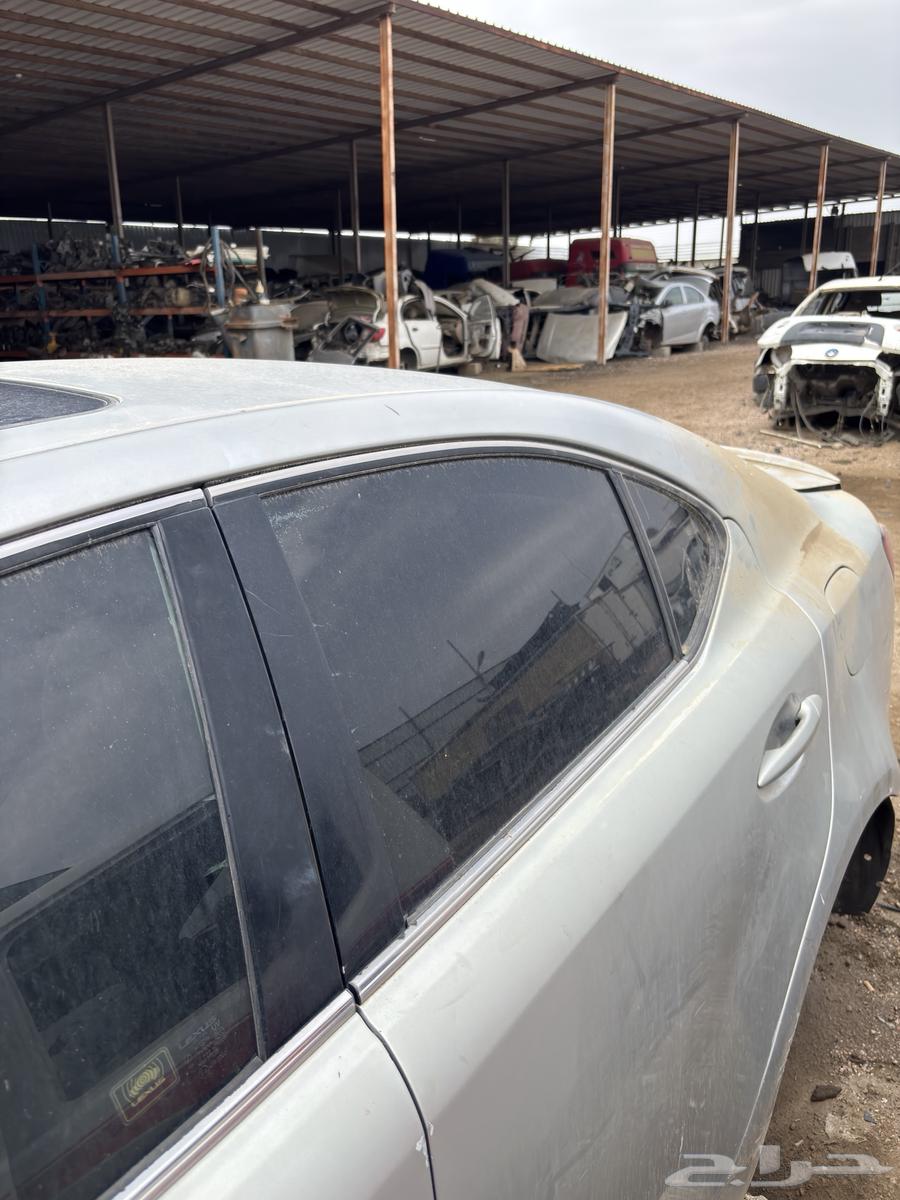 Spare parts for Lexus IS 300 model 2006 full option, selling spare parts only64388093232387114