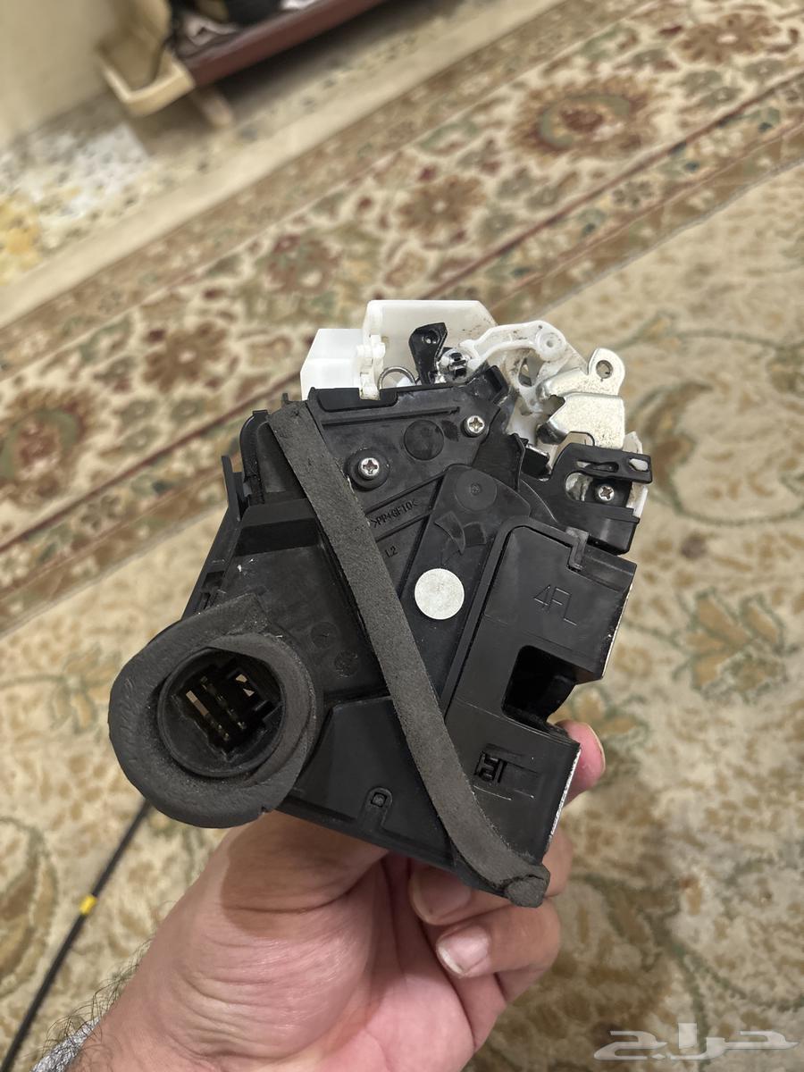 قطعة قفل باب يارس 202464390870609410110